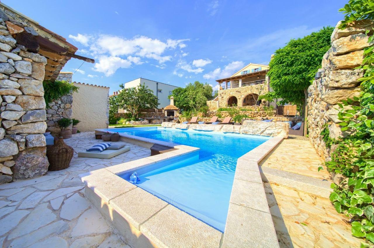 HERITAGE Villa AQUAMARINE Malinska Esterno foto